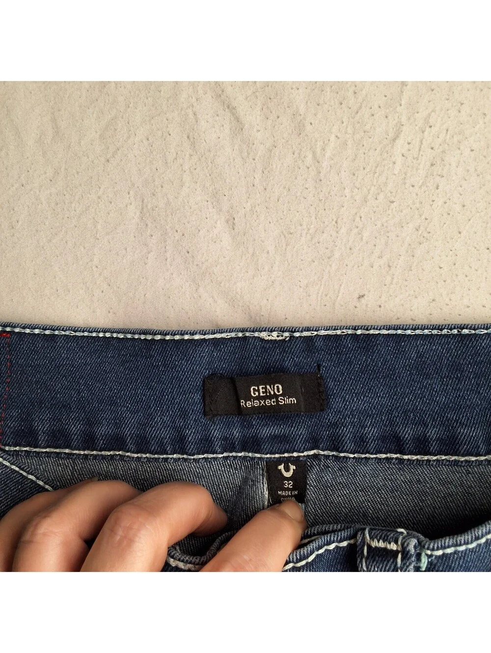 True Religion Geno Relaxed Slim Jeans Size 32
